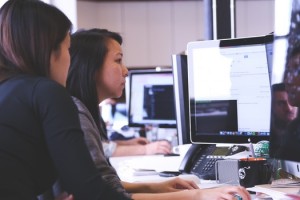 インフルエンザかも知れない人には近づかない事が大事