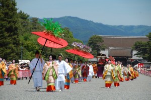 路頭の儀は平安貴族そのままの姿で一番の見どころです